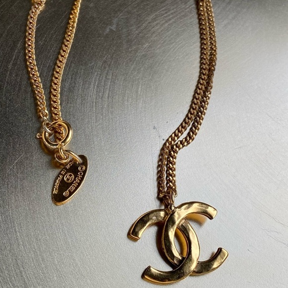 Certified Authentic vintage Chanel necklace - Picture 8 of 16
